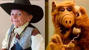 Regresa "ALF", el extraterrestre sabelotodo y divertido