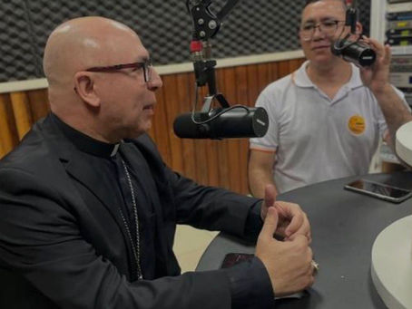 "A tecnologia deve servir à comunhão, nunca substituí-la", diz Dom Ricardo Hoepers, em entrevista