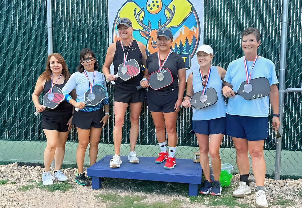 El Paso players Lori Gonzalez and Santa Gamez (pictured left) took silver in the Mountain Smash Tournament.