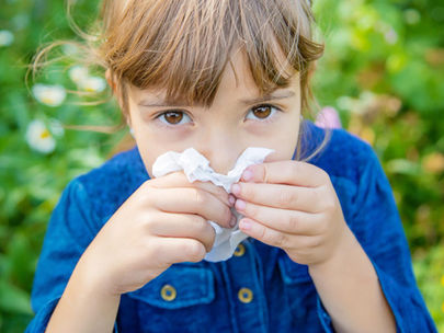 Una niña con problemas respiratorios
