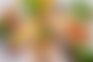 Come bien y bebe suficiente agua para lucir una piel sana