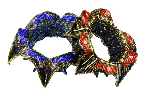 EmpressMingCuff_BlueAndRedColorways_edited-3