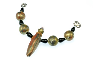 PolymerClay_Beads_Round_Pendant_5_BlackRust