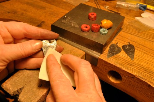 blog-polishing-polymer-beads-and-siver-hearts-2_edited-1