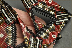 BeadedCuff_GeometricBeading_Progress2