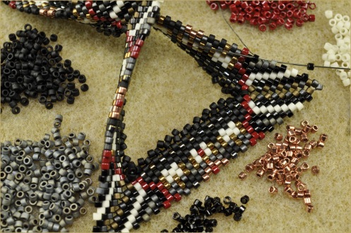 BeadedCuff_GeometricBeading_Progress1