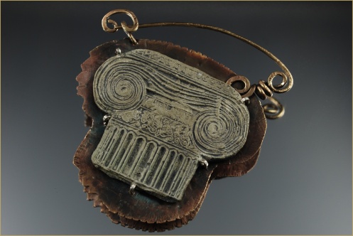 MixedMedia_PastTime_Brooch_ReverseSide
