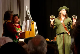 Bernhard zeigt die Päuklein