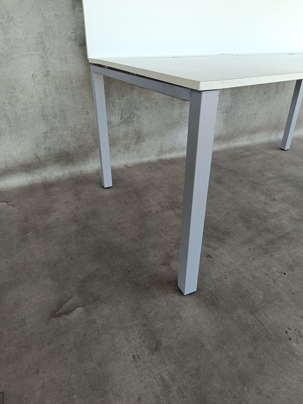 Miniatura: Biurko Bene T-workstation 160x100 cm Białe