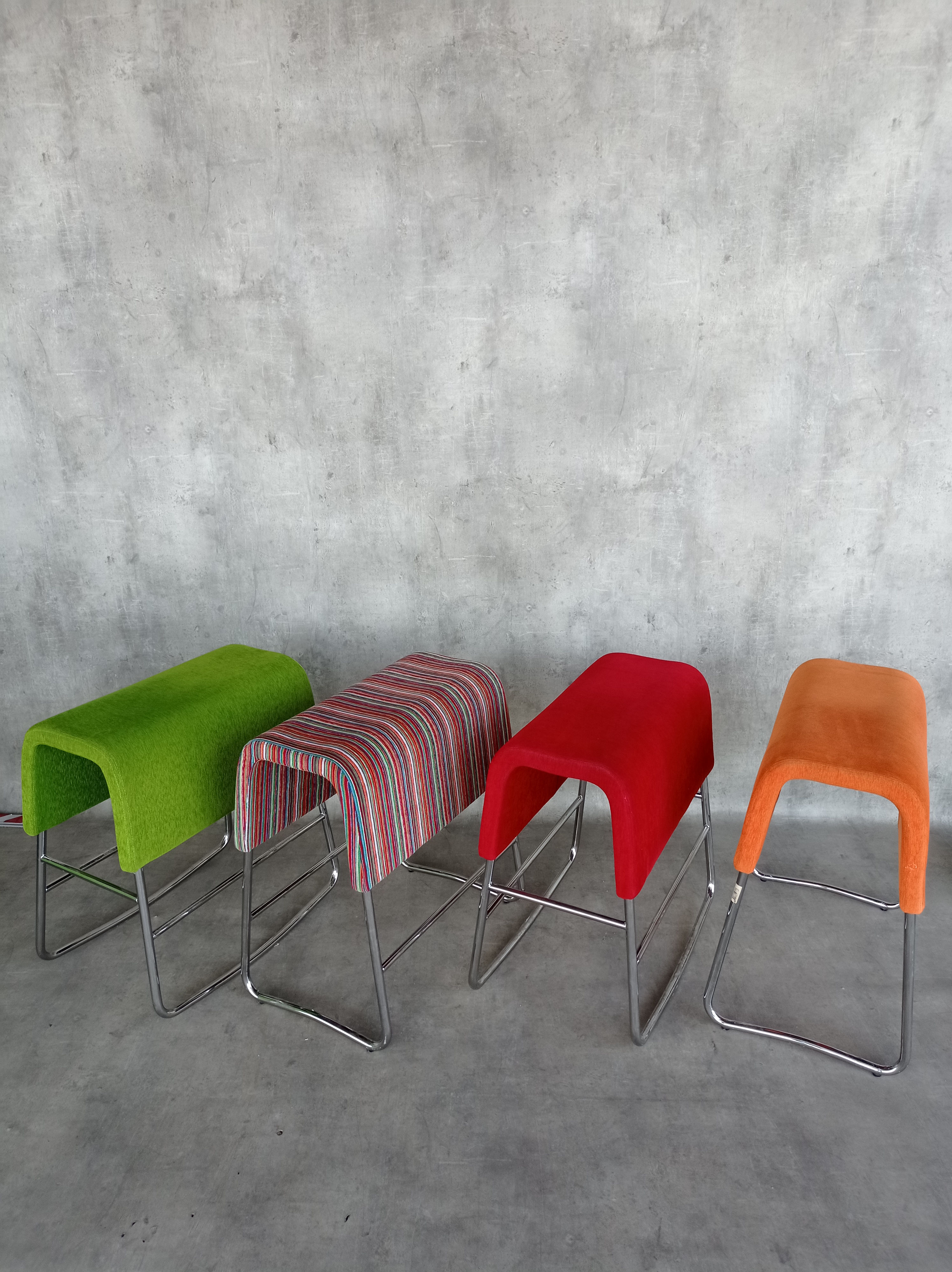 Hoker Materia Plint tapicerowany