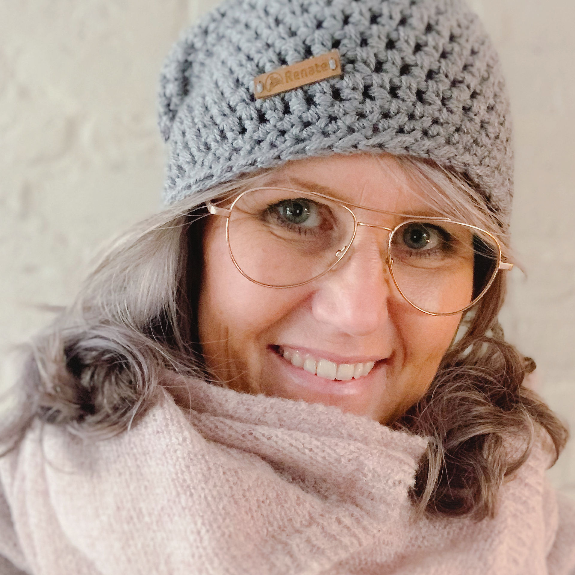 Dagmar Linen and Wood
