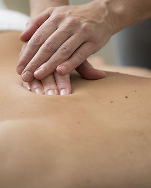 massage-3795693_1920 (1).jpg