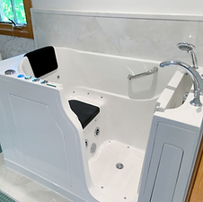 Walk-inTubs from BathMaxx USA provide safety, accessibility and therapeutic benefits to those with mobility issues.