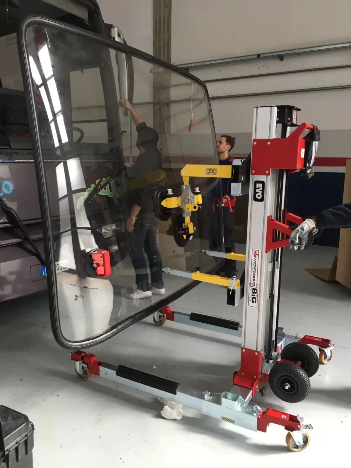 Goliath Glass Lift / Setting Device