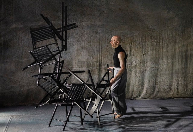 Teater: STOL – SaRT danseteater 