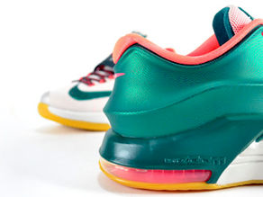 MUST HAVE: KD7 “EASY MONEY”