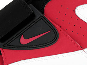 MUST-HAVE: NIKE AIR MISSION “FIRE RED”