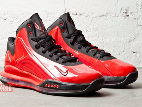 THIS JUST IN! NIKE ZOOM HYPERFLIGHT MAX “UNIVERSITY RED”