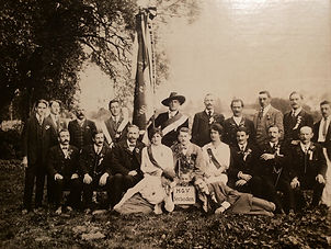 MGV mit Vereinsfahne 1920