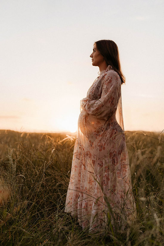 Emma - Maternity Session_41.jpg