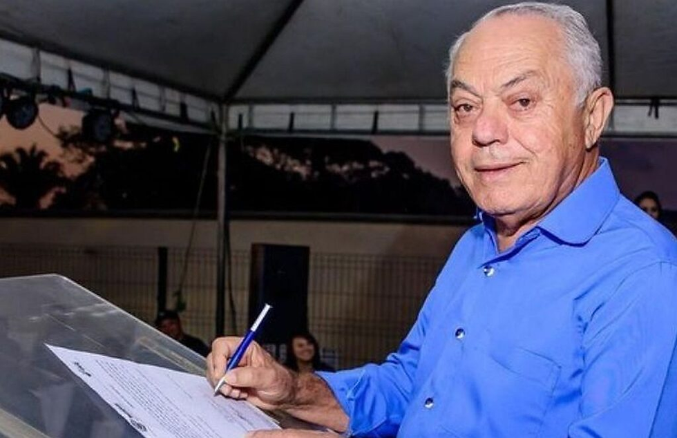 O primeiro prefeito reeleito de Tianguá - a mudança histórica na Constituição brasileira