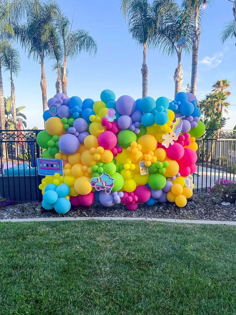 90s balloon wall