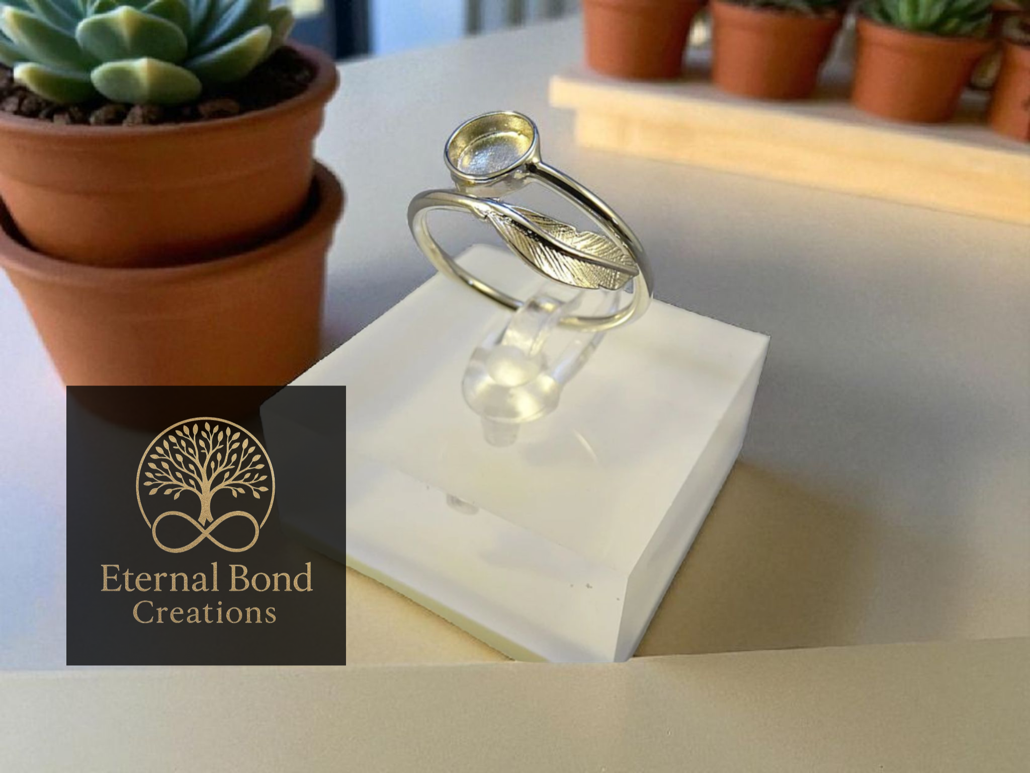 Sold Silver Feather Ring Ring - Adjustable Size