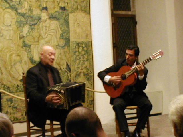 mit Rene Garcia