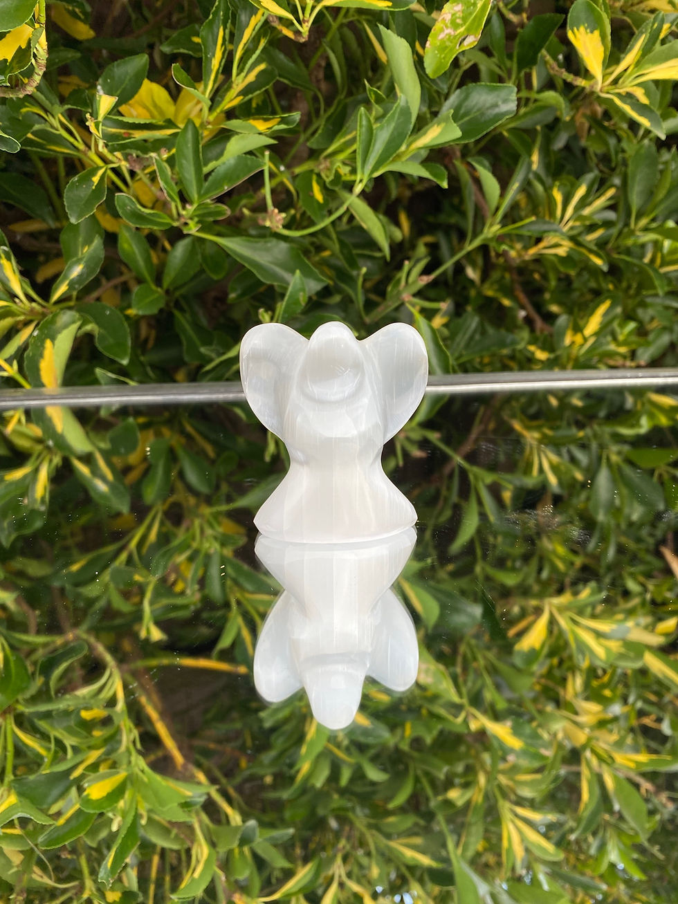 Thumbnail: Selenite Small Angel
