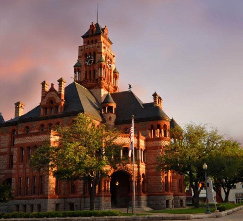 Ellis County Courthouse 
