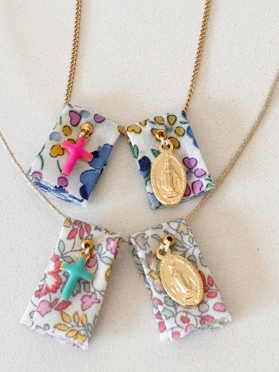 Miniatura: Collar Escapulario Liberty