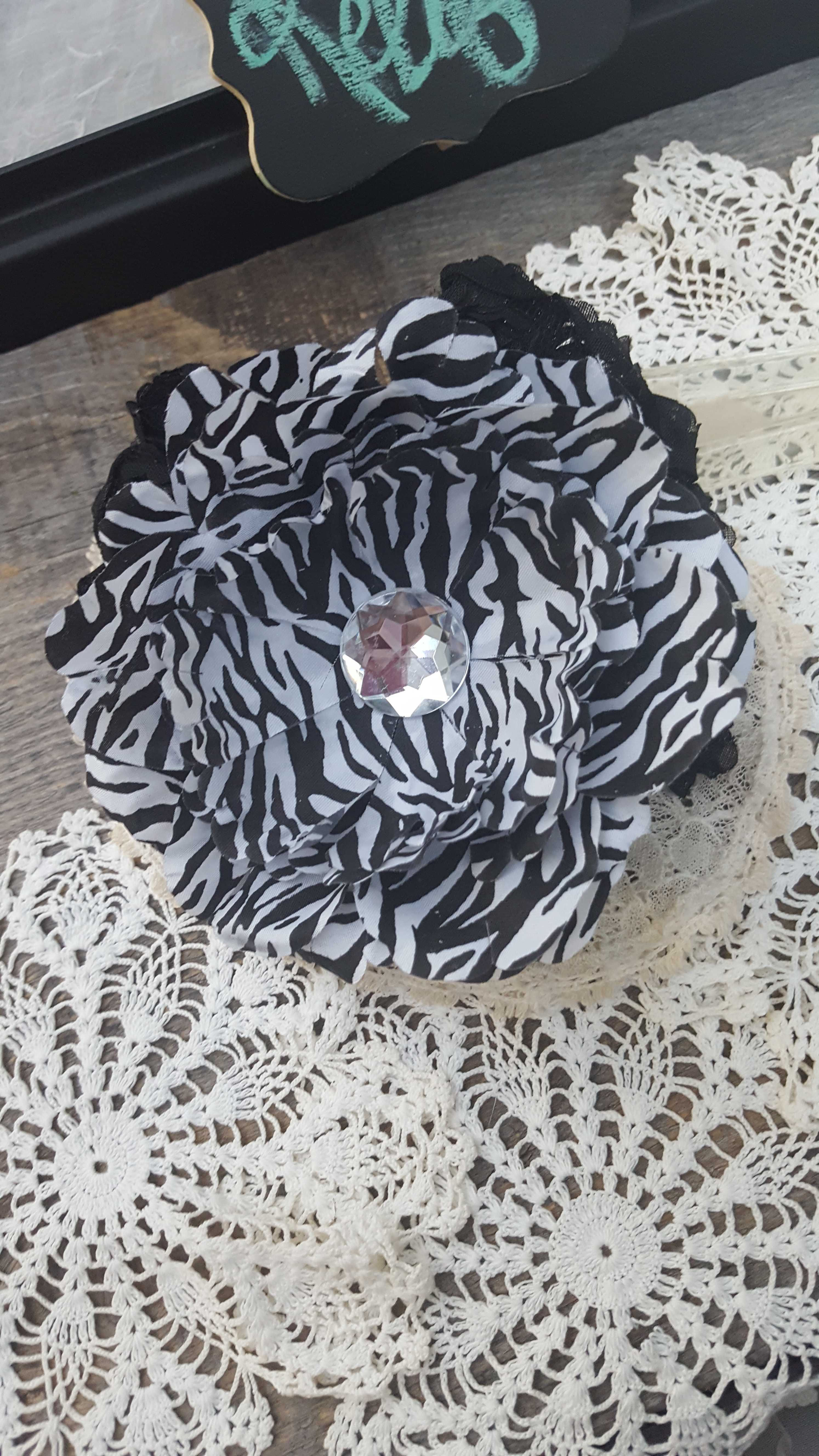 Rosey bow (black)
