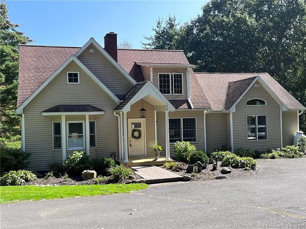 40 sunset rd.webp