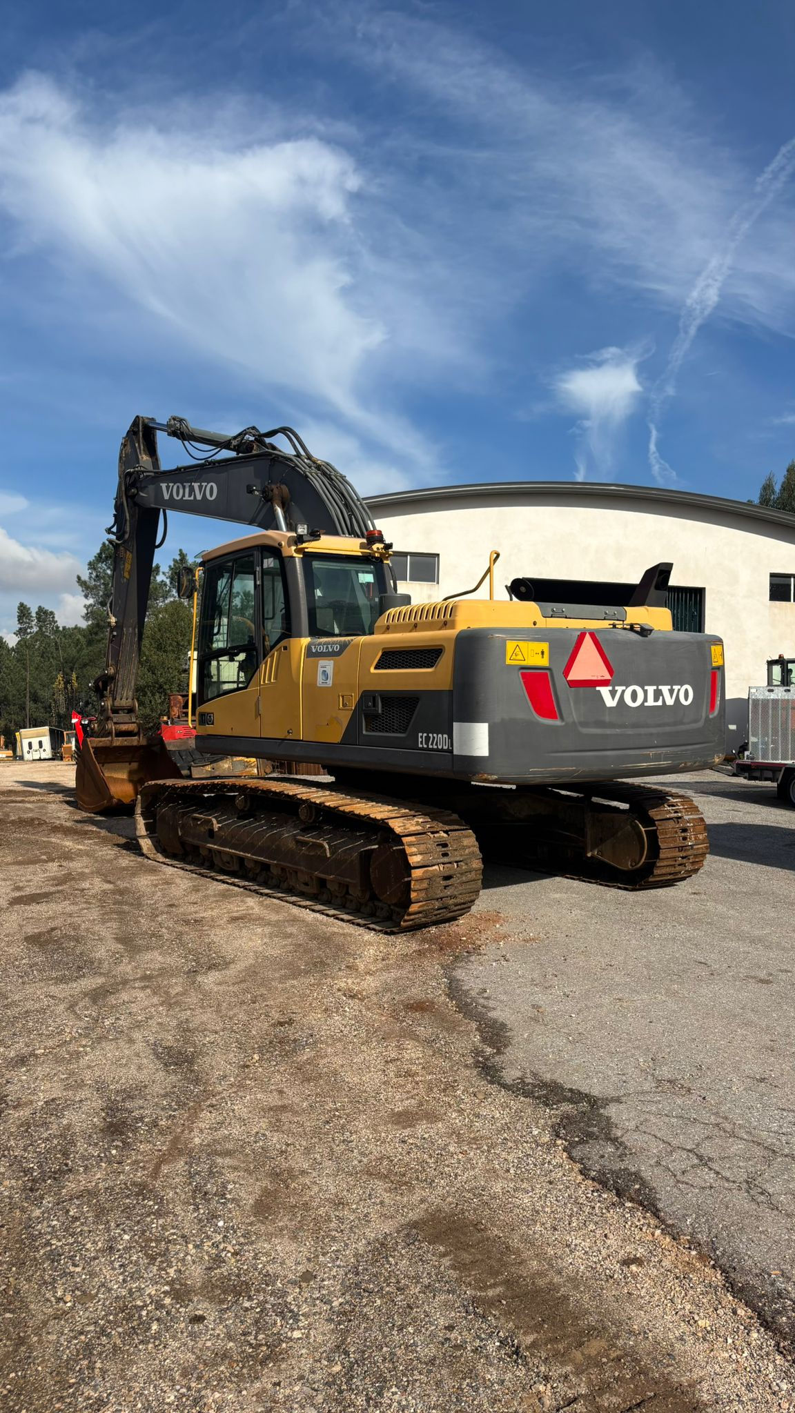 VOLVO EC220 DL