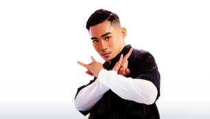 Thỉm Small: Một Cái Tết Không Màu Mè