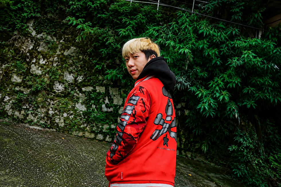 QuangD38, rapper thuộc Soundside D38, Rap Cho Nghe và NKI, được vinh danh NKI Artist of the Year 2025. Từng bước vào nghệ thuật từ sân khấu kịch và phim ảnh, Quang tìm đến hip-hop như một không gian sáng tạo tự do. Ảnh: Lư Gia Hân/NKI