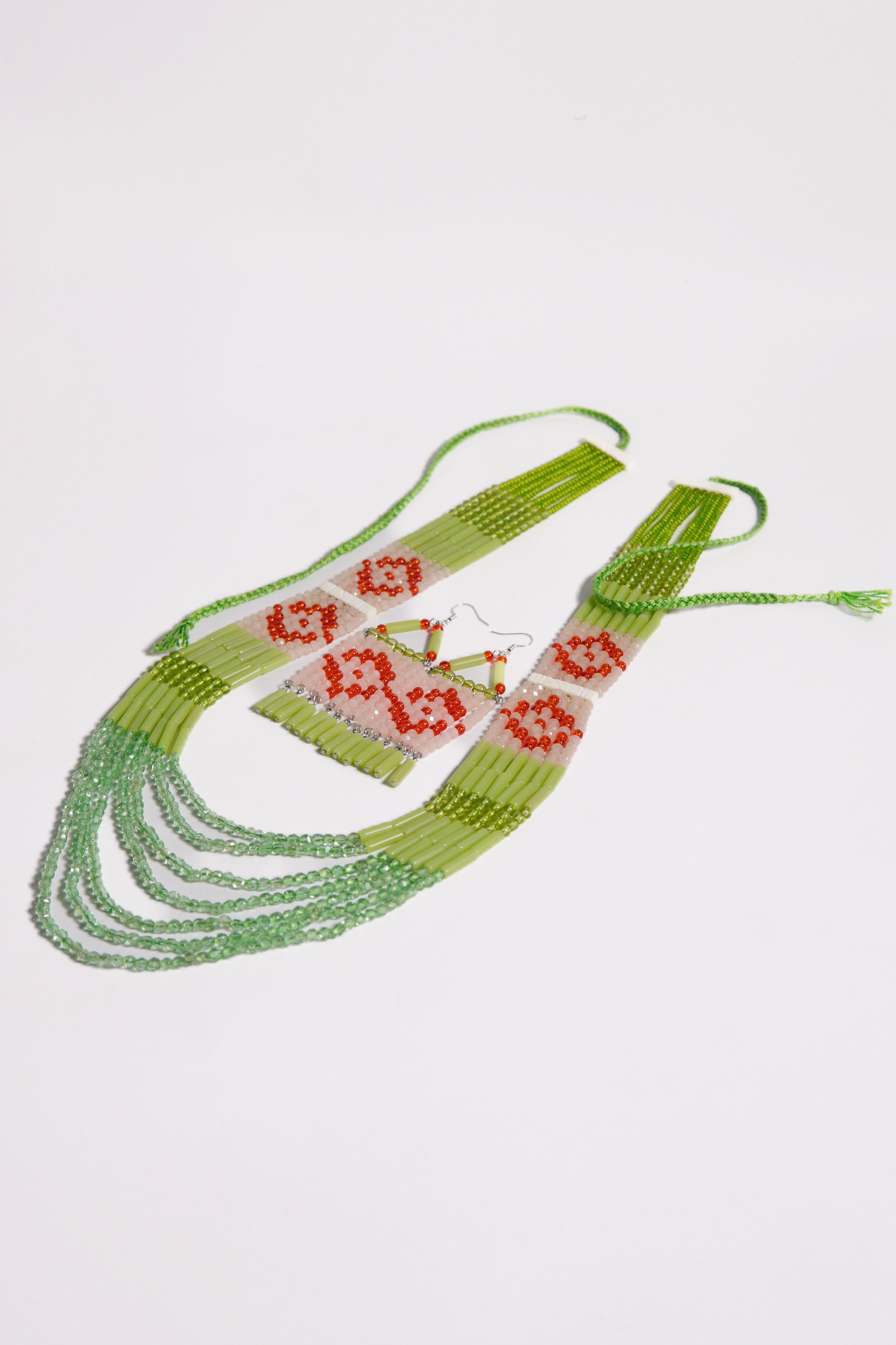 Diamond Motif Necklace Set - Guava Garden
