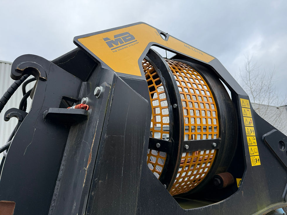 Thumbnail: MB-LS170 S2 screening bucket side