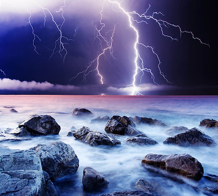 lightningstrikewater.jpg