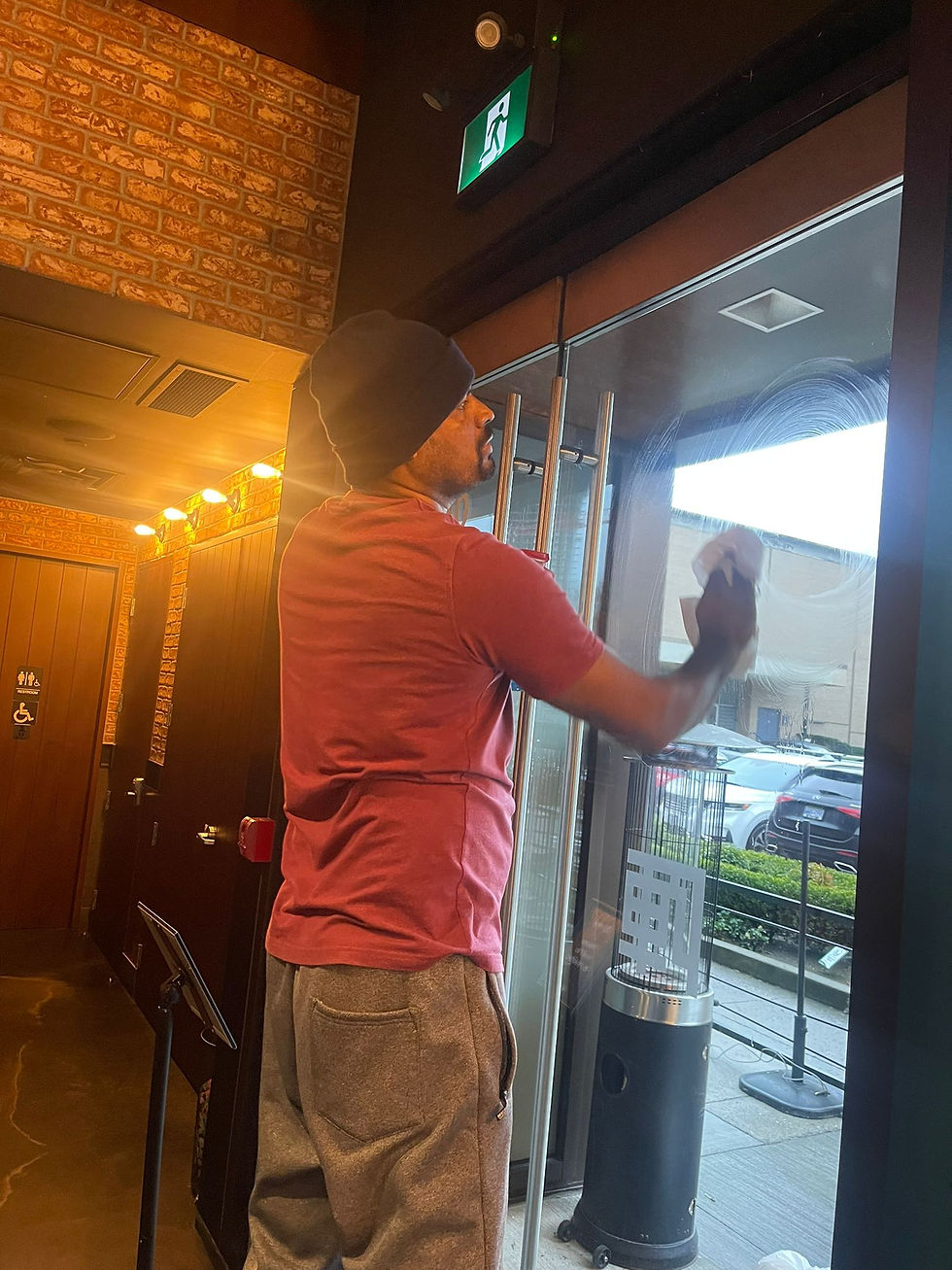 restaurant kitchen cleaning services perfect janitorial services vancouver bc5.jpeg