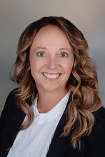Kellie Headshot 2024.jpg