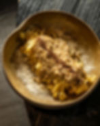 Pasta all'uovo artigianale, ragù bianco marchigiano tagliato a coltello e ginepro.