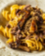 Porcini croccanti in olio cottura e selvaggina.