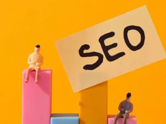 Dijital dünyada rekabetçi olmanın en önemli yollarından biri, web sitenizi arama motorlarına uygun şekilde optimize etmektir.