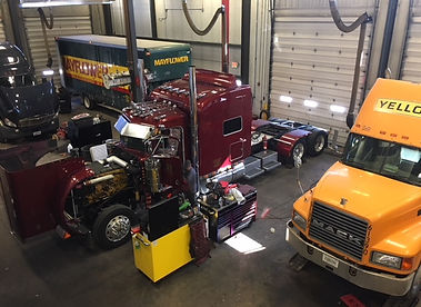 truck repair in Green Bay, Neenah, or Milwaukee