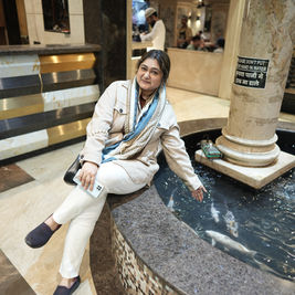 Ayesha Ladha Balances Motherhood and Digital Content Entrepreneurship