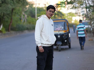 Guru Dwivedi Inspires Audiences Through Stories of Resilience and Friendship
