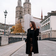 Swati Kashyap Balances Motherhood and Fashion Through Authentic Storytelling