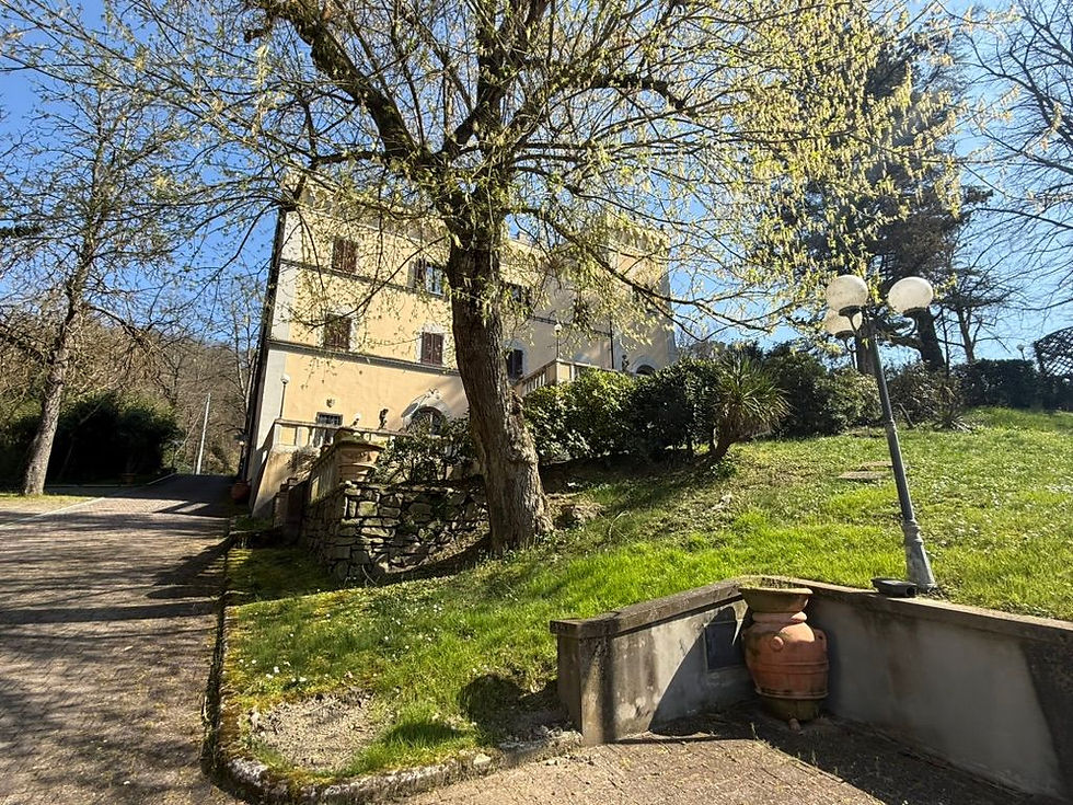 A steep drive and thankfully our Europcar (removals) van fits through the slim and slow gateway. Small victory