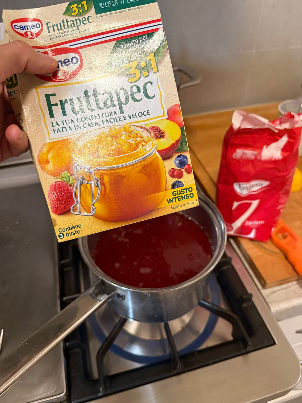 Adding pectin and sugar after filtering the pulp remains outs.